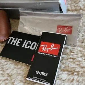 Ray-Ban | Accessories | Nwt Iob Ray Ban Erika Havana  display picture 3